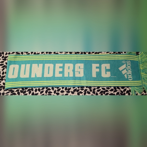 Ruffneck Scarves + Adidas Seattle Sounders Soccer Scarf - Picture 2 of 4